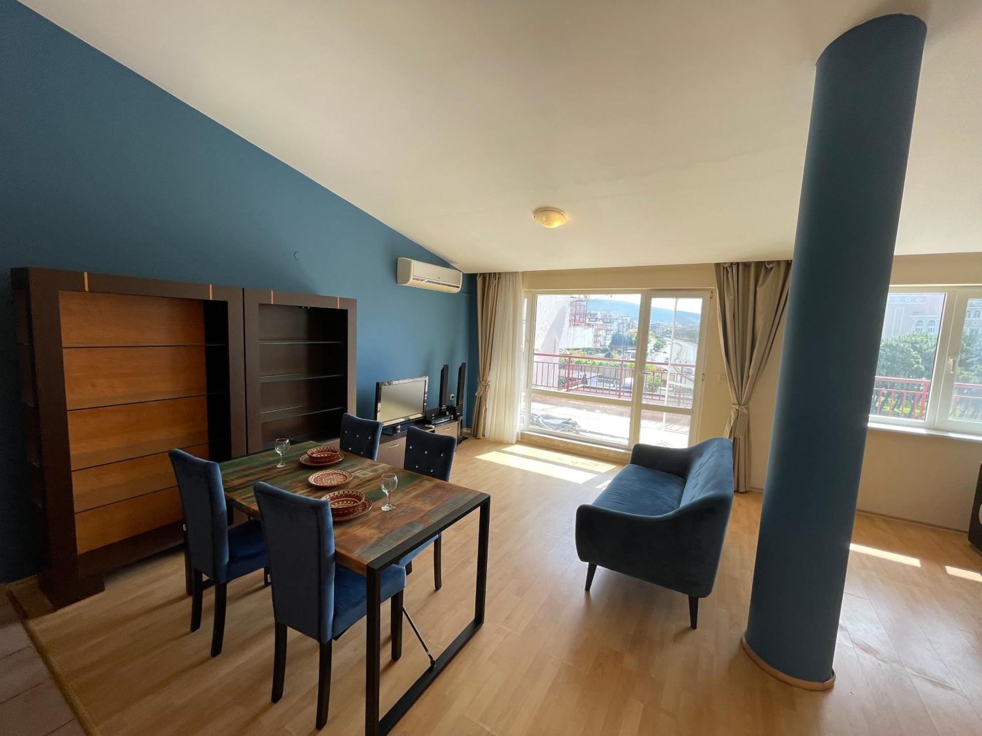 Green Fort - Prestige Sea Viev Apartments Pantai Sunny Bagian luar foto